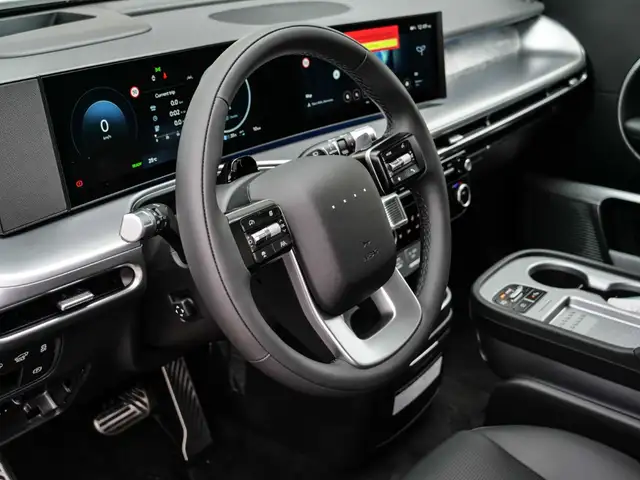 Hyundai Ioniq 9 view 5