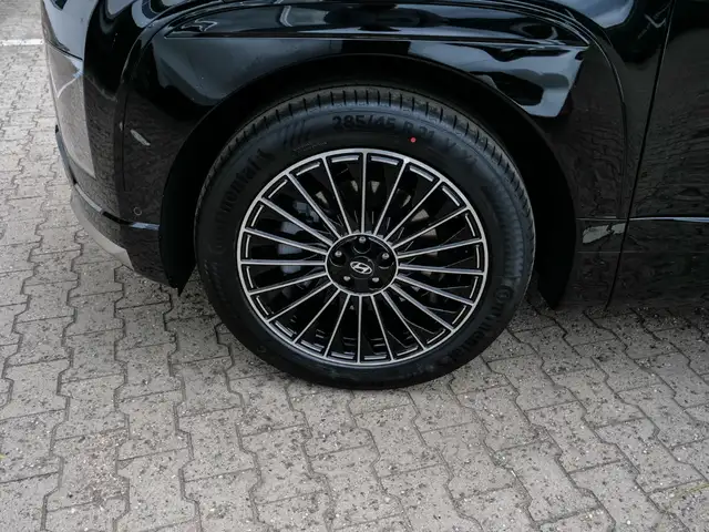 Hyundai Ioniq 9 view 4