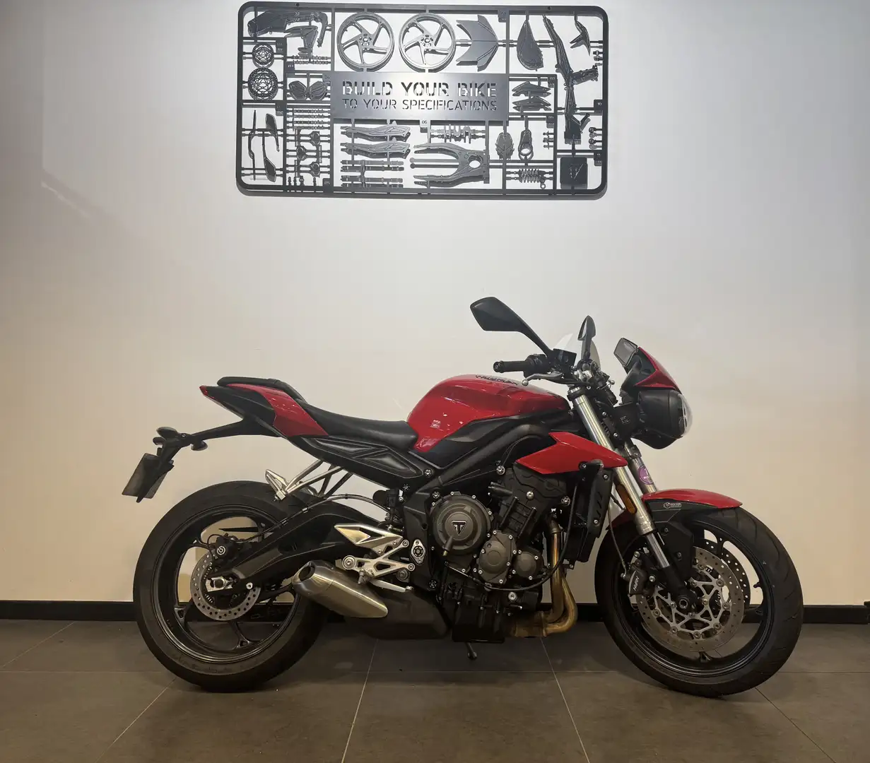 Triumph Street Triple 765 Red - 1