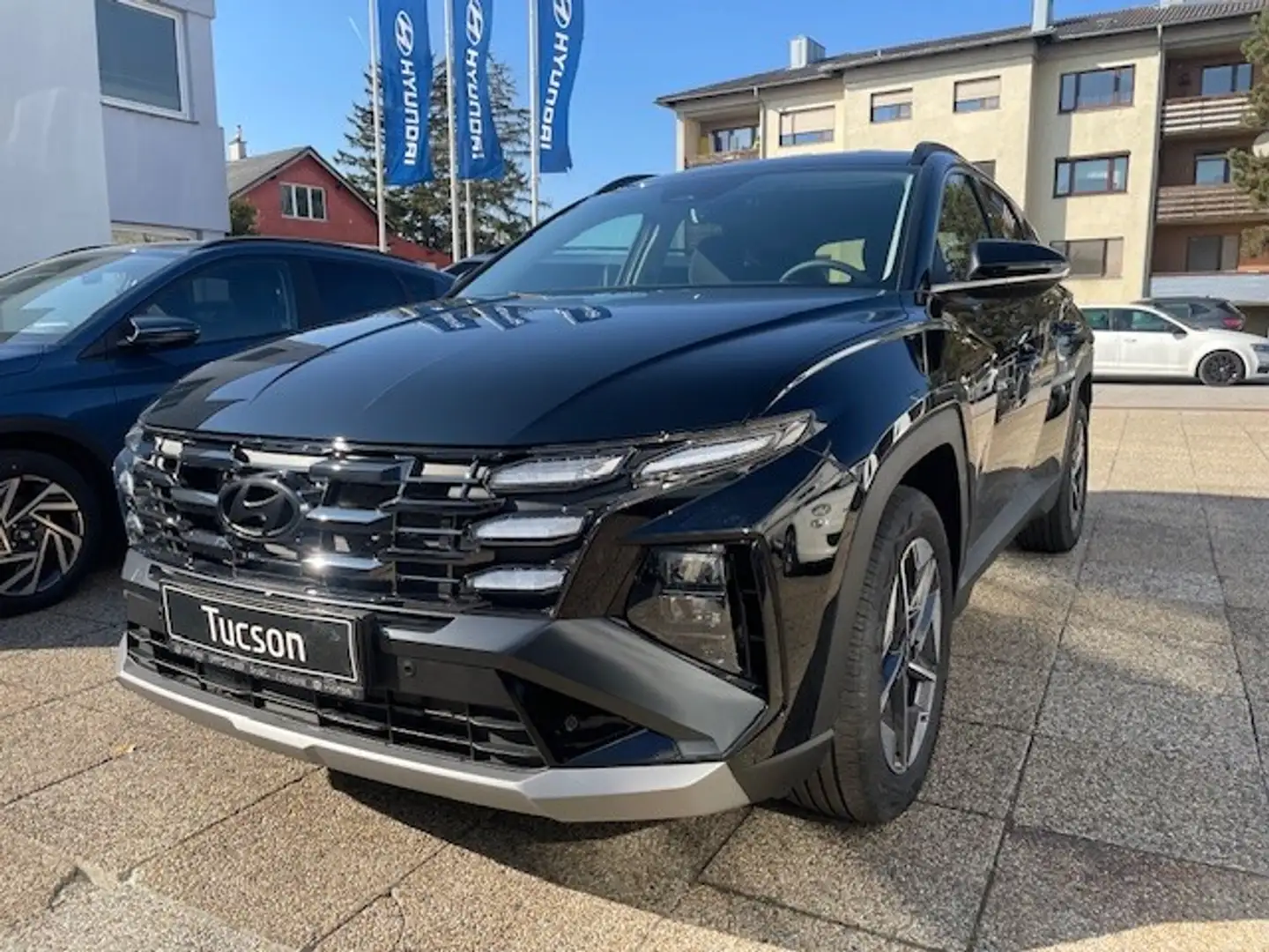 Hyundai TUCSON Tucson 1,6 T-GDI 2WD Go DCT Schwarz - 1