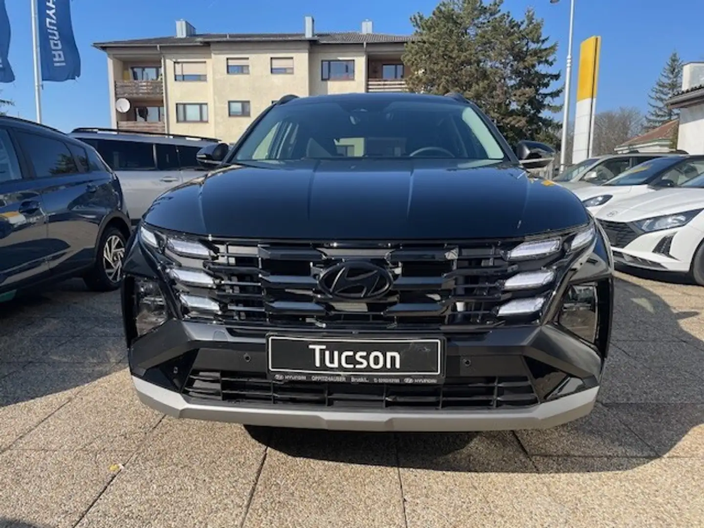 Hyundai TUCSON Tucson 1,6 T-GDI 2WD Go DCT Schwarz - 2