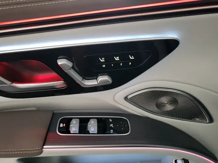 Mercedes-Benz EQS 2025, foto 26