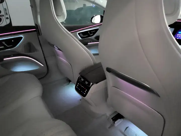 Mercedes-Benz EQS 2025, foto 39