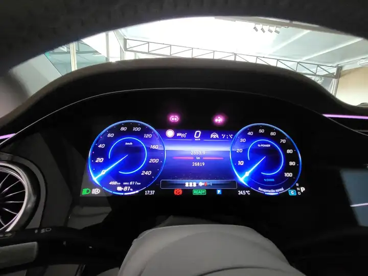 Mercedes-Benz EQS 2025, foto 48