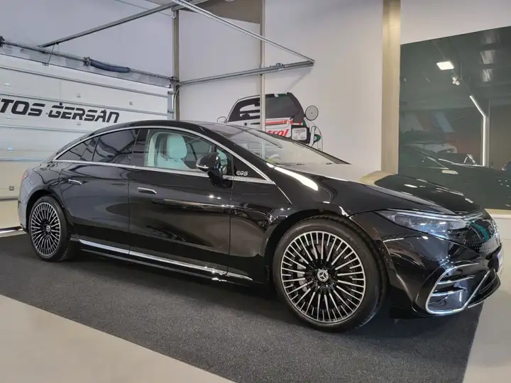 Mercedes-Benz EQS 2025, foto 19