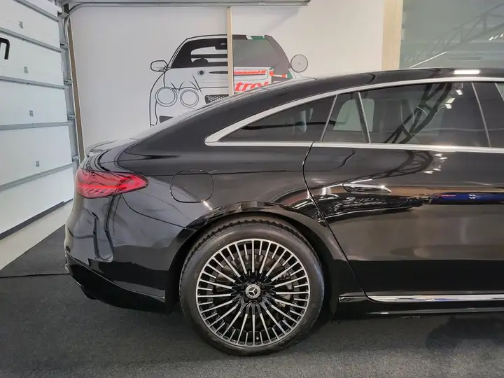 Mercedes-Benz EQS 2025, foto 15