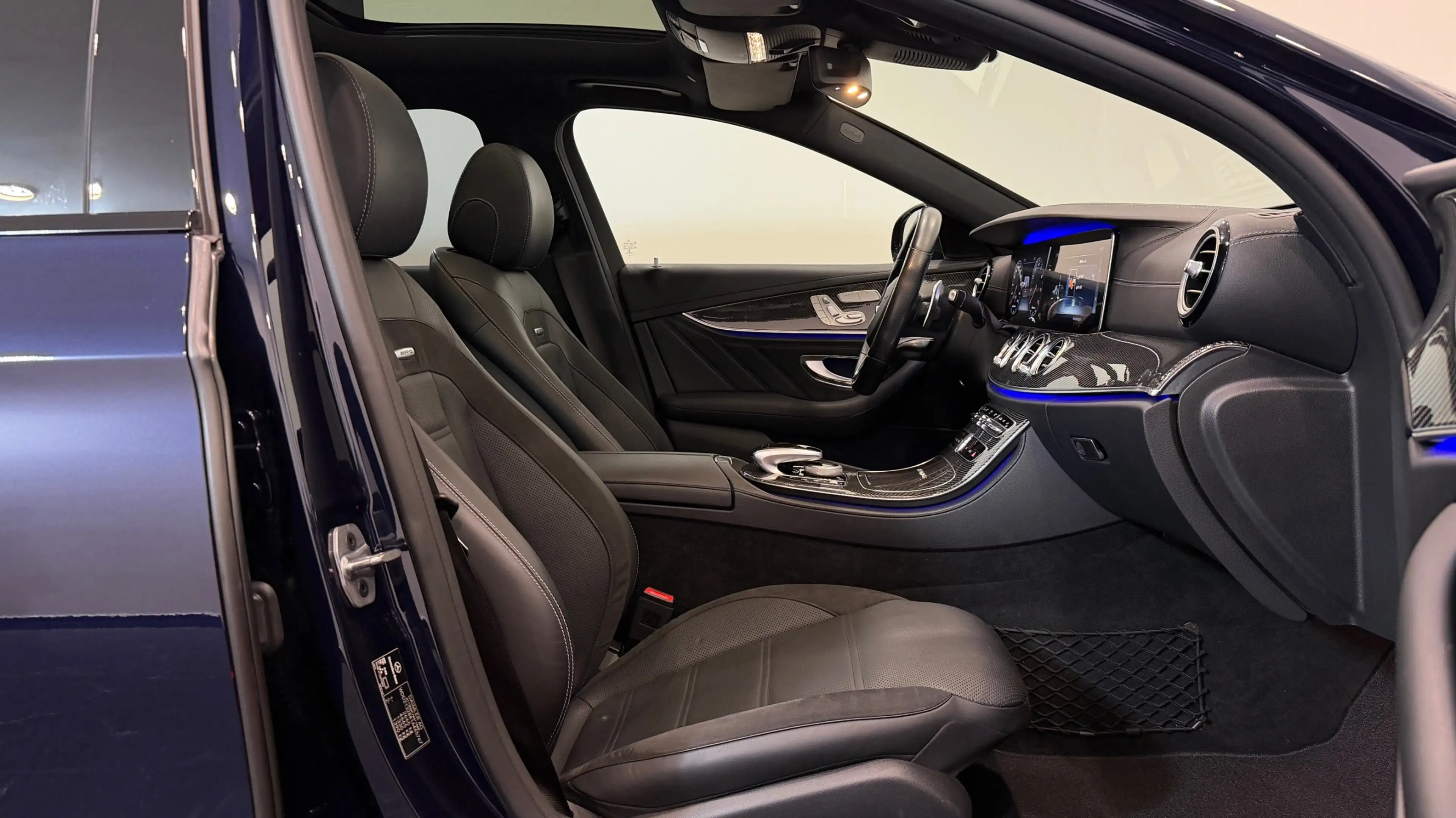 Mercedes-Benz E 63 AMG T PANO Standh. HUD Wide el.Sitze 360KAM — photo 14
