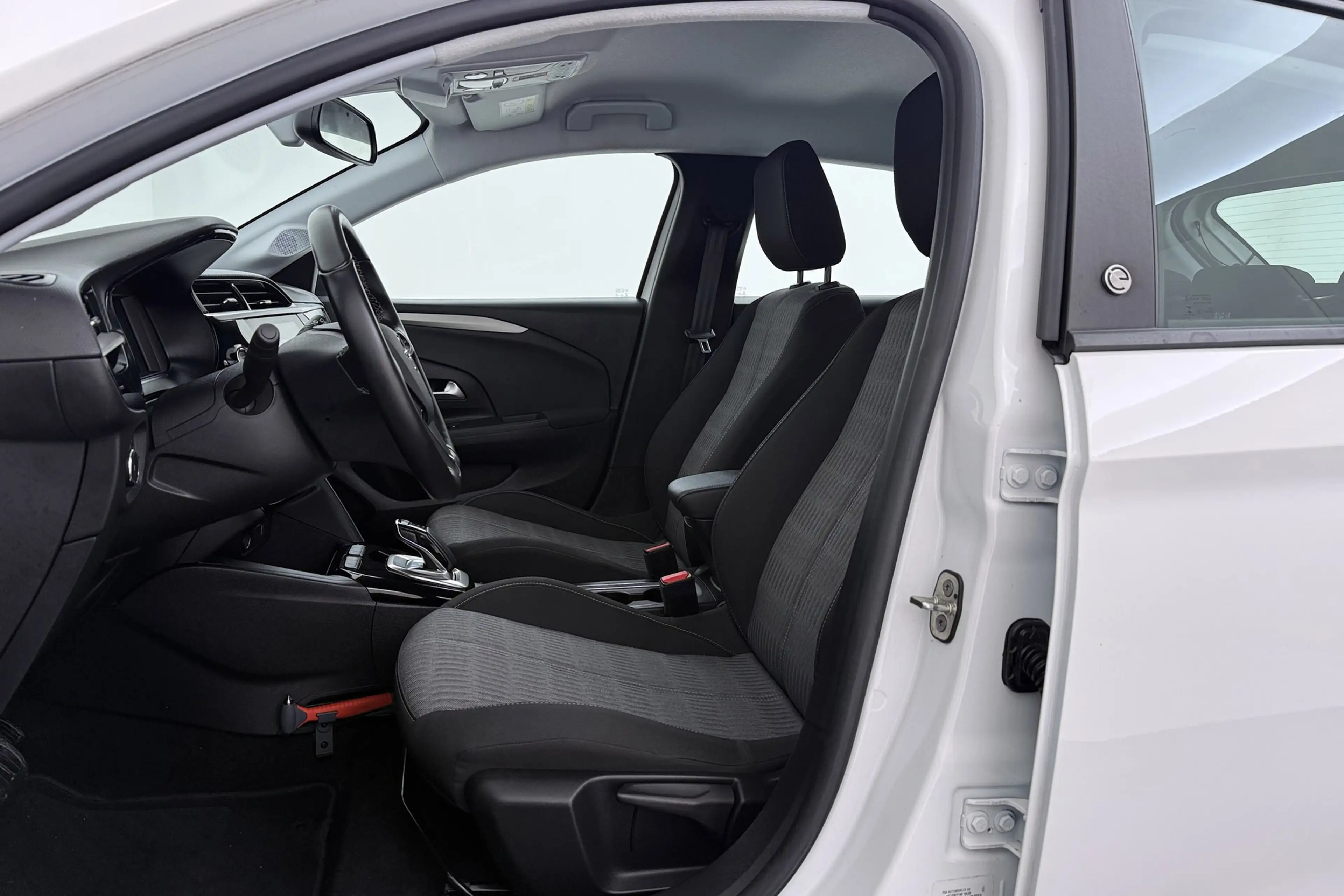 Opel Corsa-e Edition 50 kWh | Org NL | CarPlay | SOH 94% | 3 Fa — photo 3