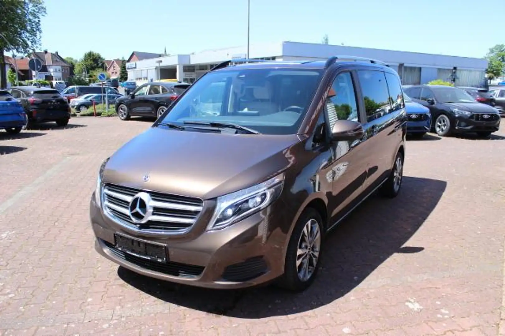 Mercedes-Benz V 250 d Avantgarde Edition 4MATIC LEDER + NAVI + ALU Bruin - 2