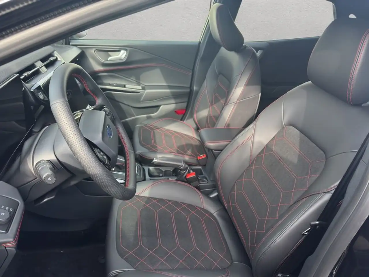 Ford Puma 1.0 EcoBoost Hybrid ST-LINE X 92 kW, 5-türig 10