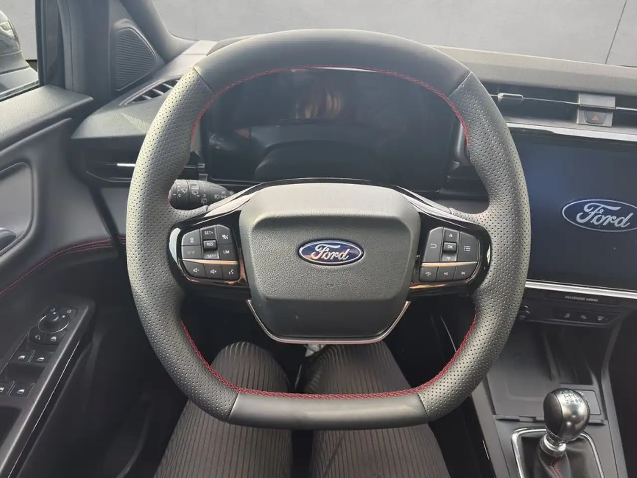 Ford Puma 1.0 EcoBoost Hybrid ST-LINE X 92 kW, 5-türig 11