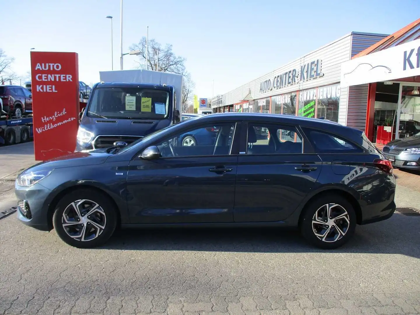 Hyundai i30 1.6 CRDI 48V (Mild-Hybrid) *Navi*Sitzheizung Blau - 2