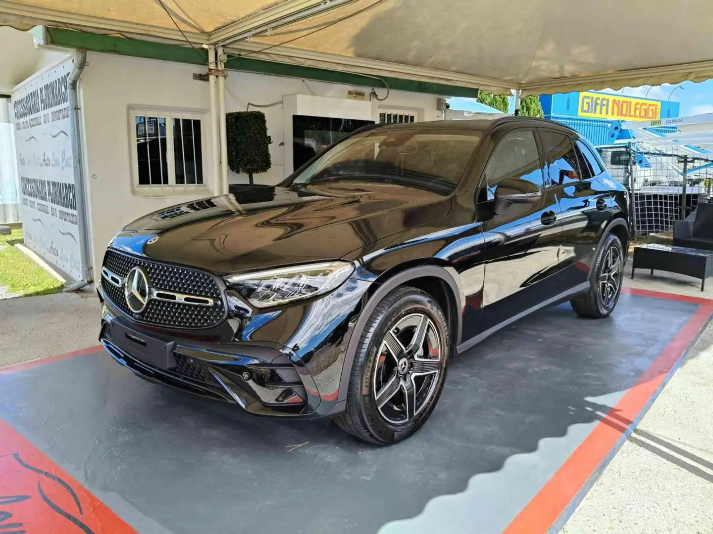 Mercedes-Benz GLC 220 d 4Matic Mild Hybrid AMG Line Advanced Noir - 2