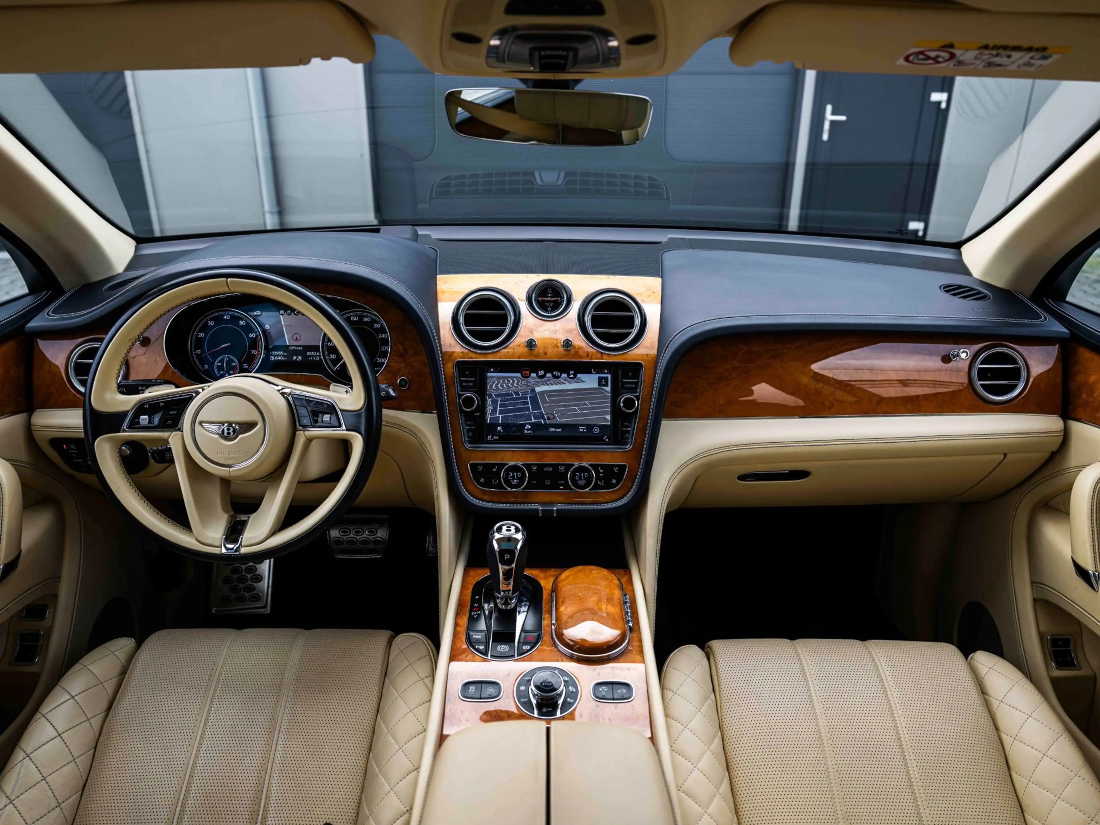 Bentley Bentayga 6.0 W12 | 608 PK | Massage | Panoramadak — photo 7
