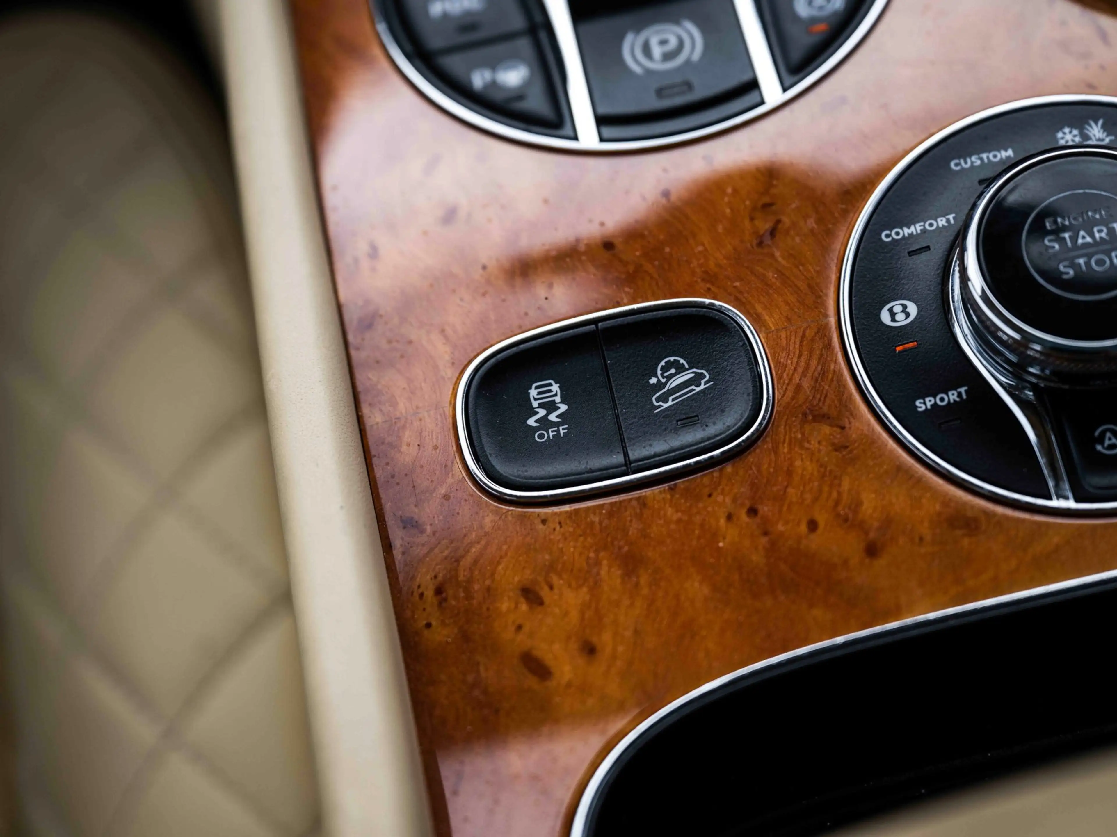 Bentley Bentayga 6.0 W12 | 608 PK | Massage | Panoramadak — photo 12
