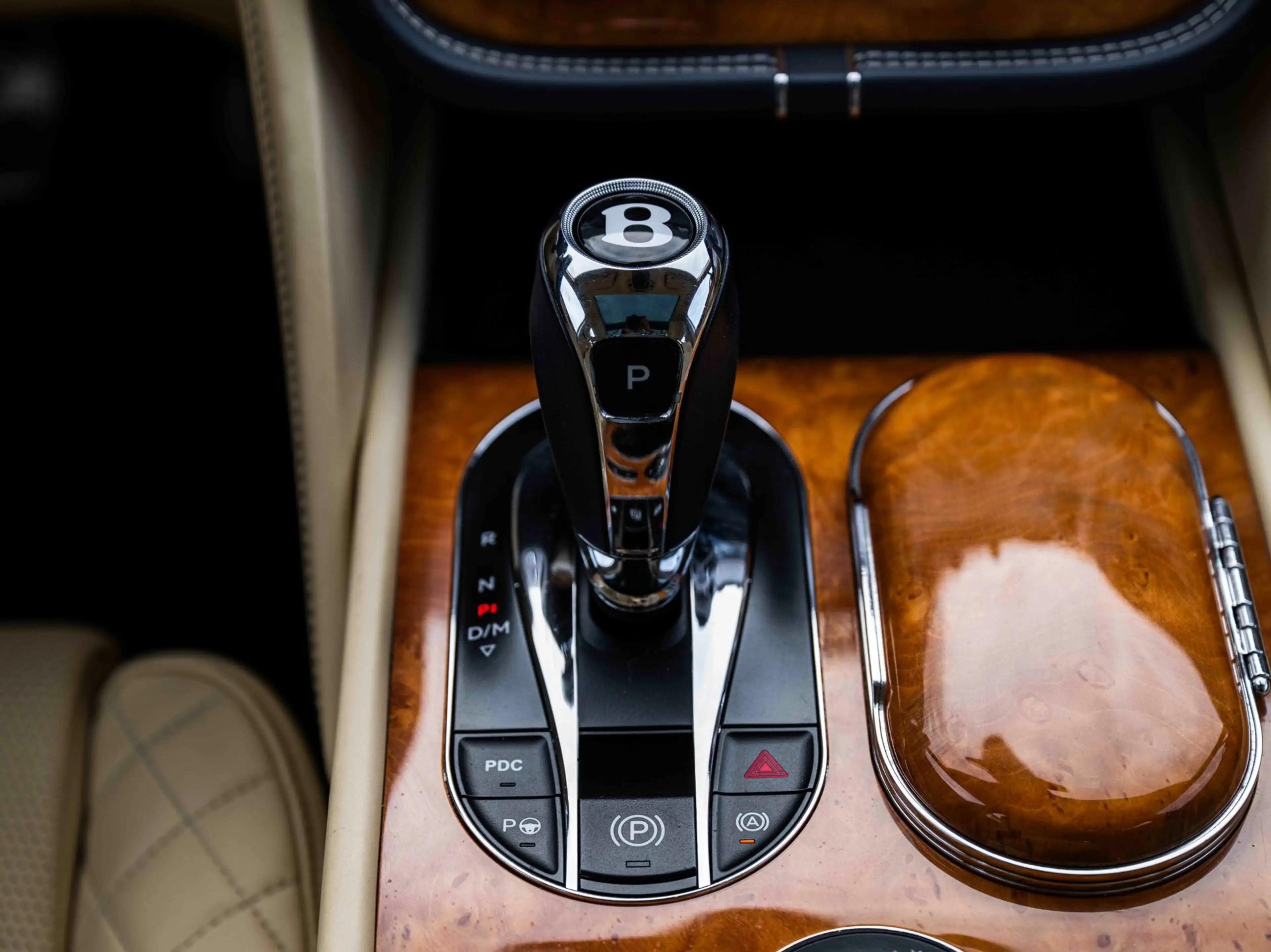 Bentley Bentayga 6.0 W12 | 608 PK | Massage | Panoramadak — photo 11