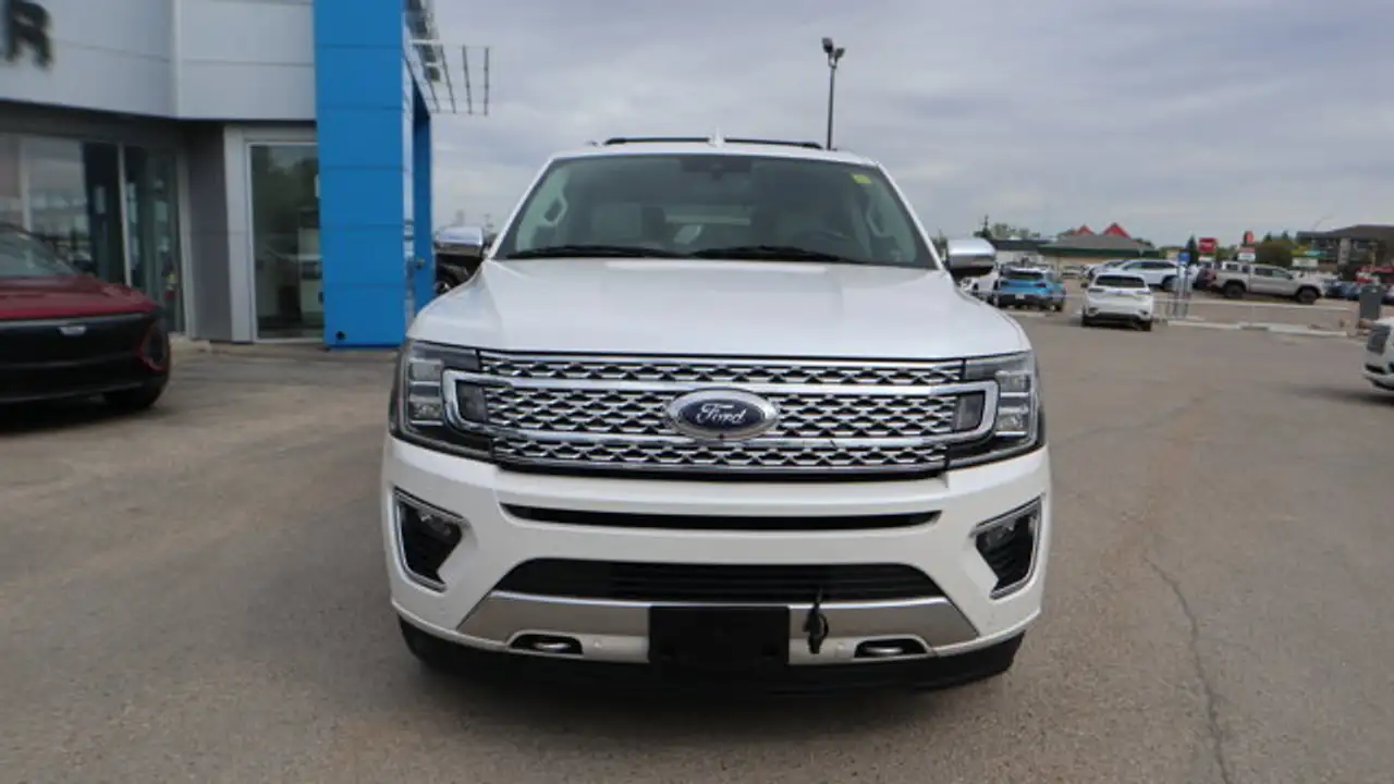 Ford Expedition снимка Ford Expedition