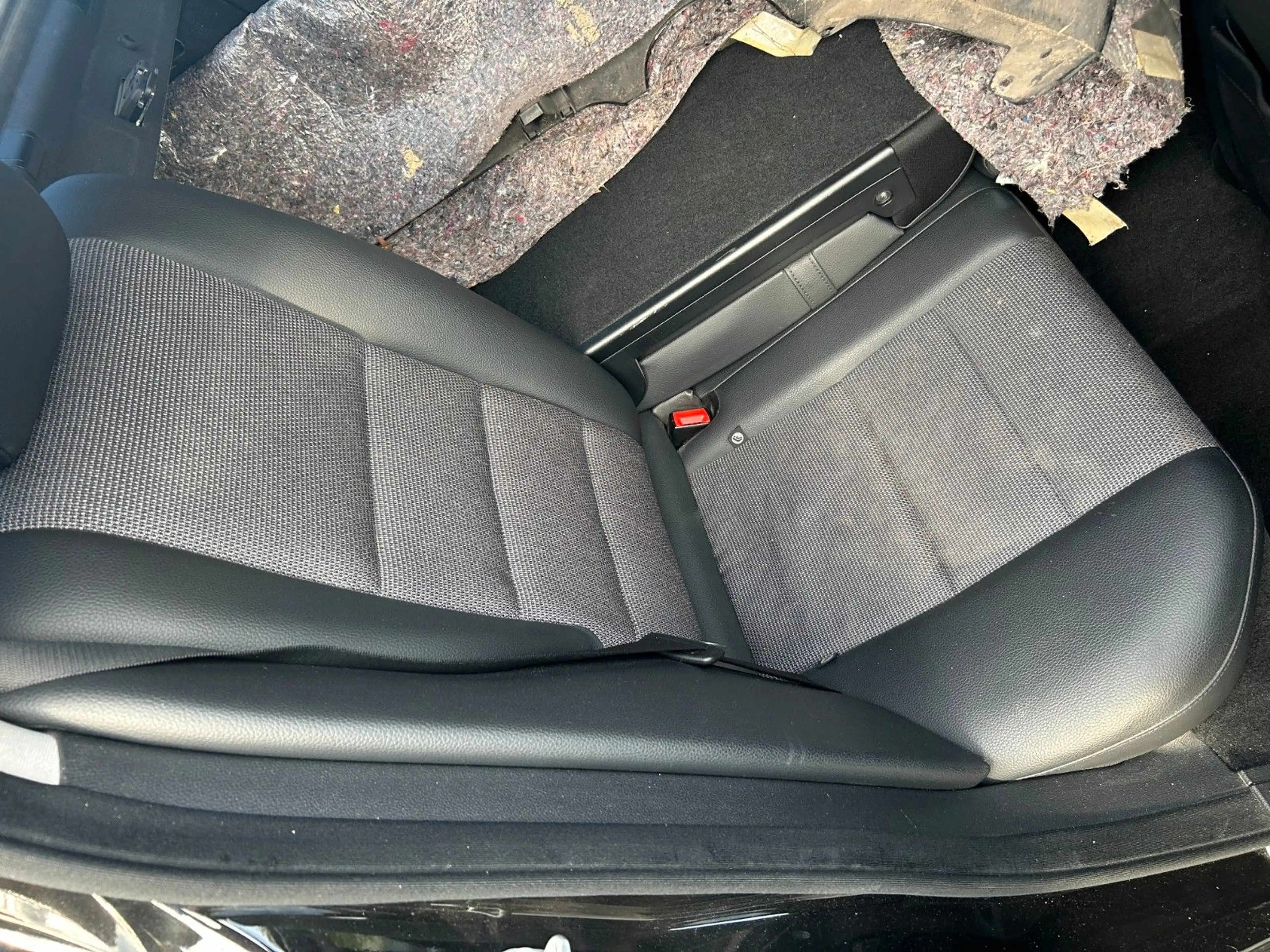 Mercedes-Benz C 180 C Limousine C 180 Avangarde — photo 11