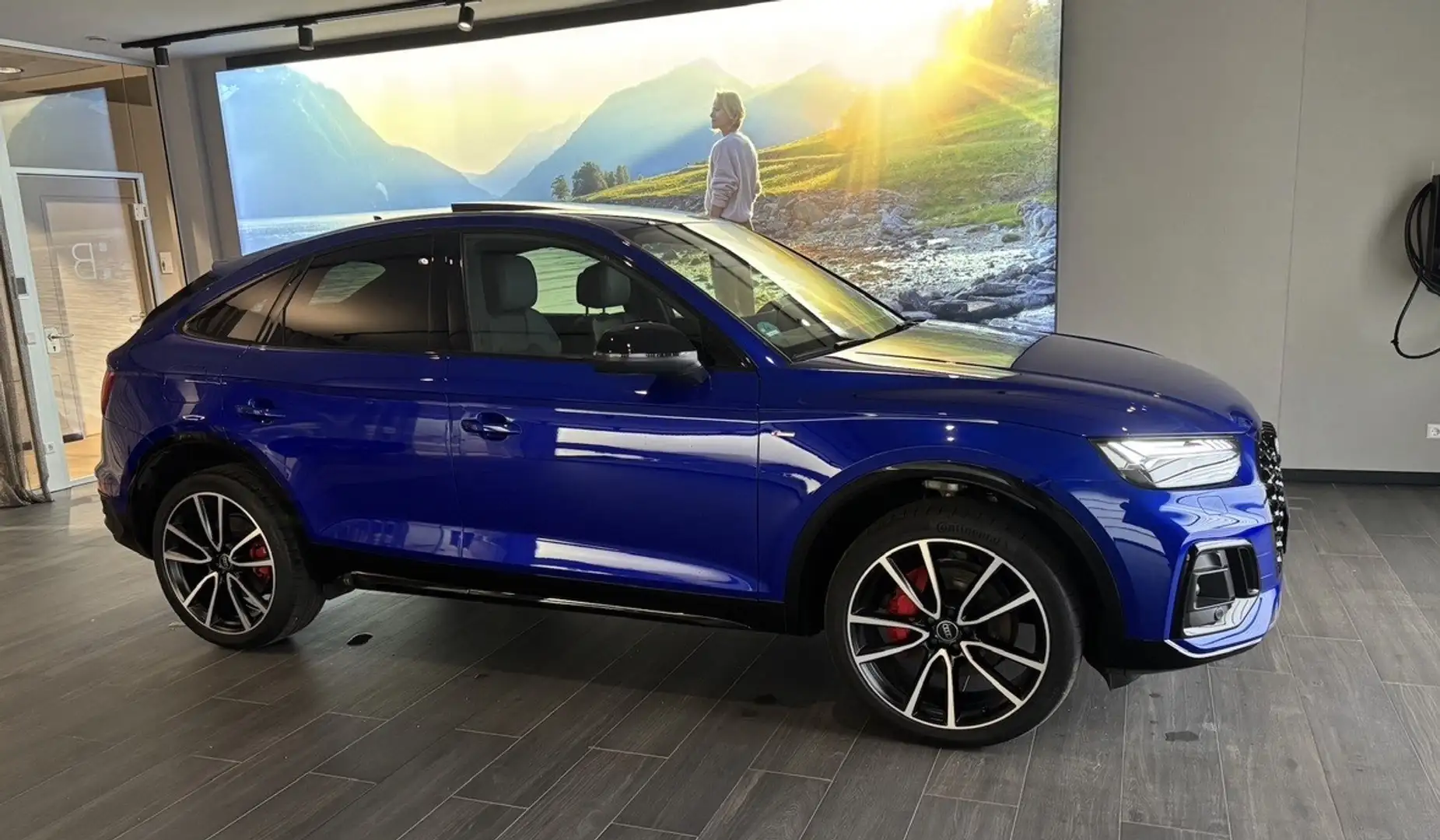 Audi Q5 SB 40 TDI Quattro S-Line Competition STHZG AHK Blau - 1