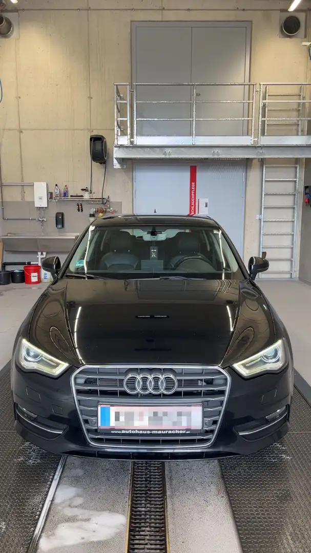 Audi A3 A3 SB 1,6 TDI Intense*XENON*PDC* Schwarz - 1