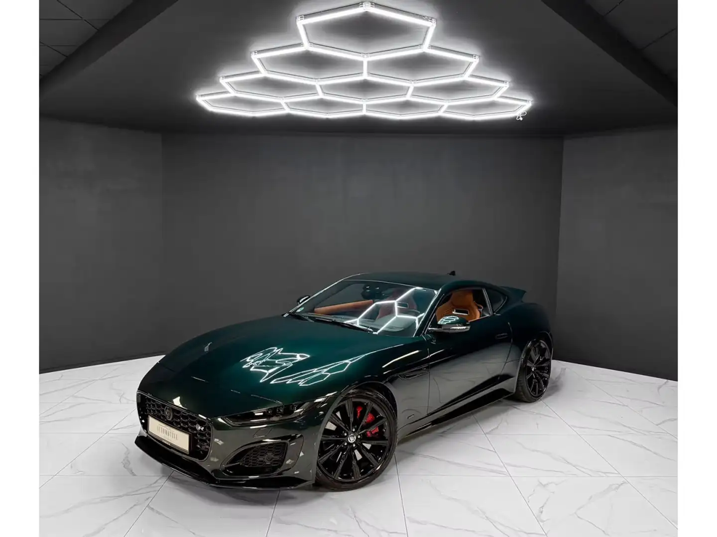 Jaguar F-Type Coupe R AWD P575 V8 British Racing Green Vert - 1