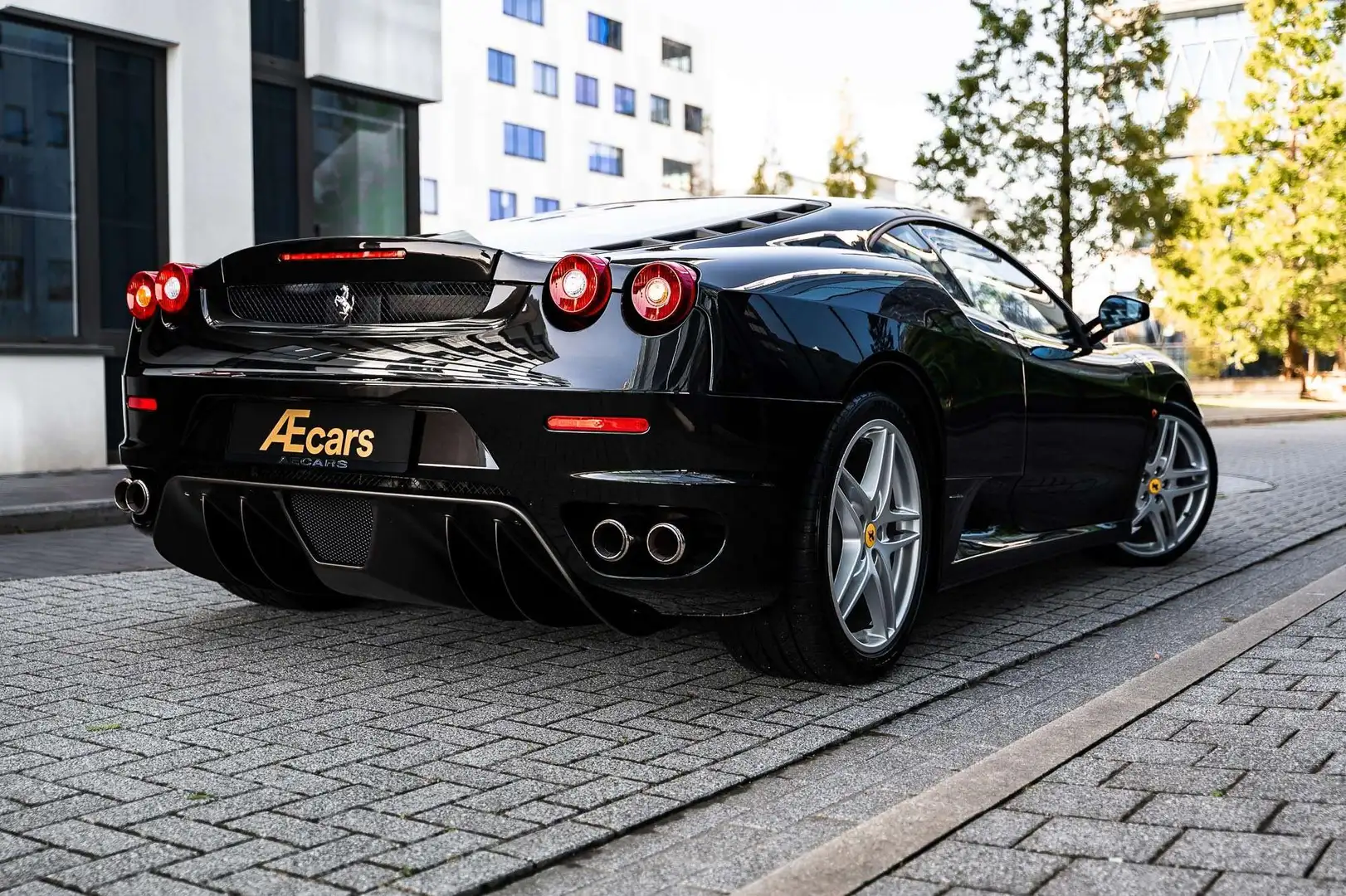 Ferrari F430 COUPE / F1 / 4.3 - V8 / BLACK - BROWN / UNIQUE E.G Noir - 2