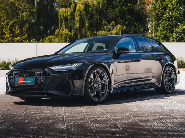 Audi RS6 Avant view 4