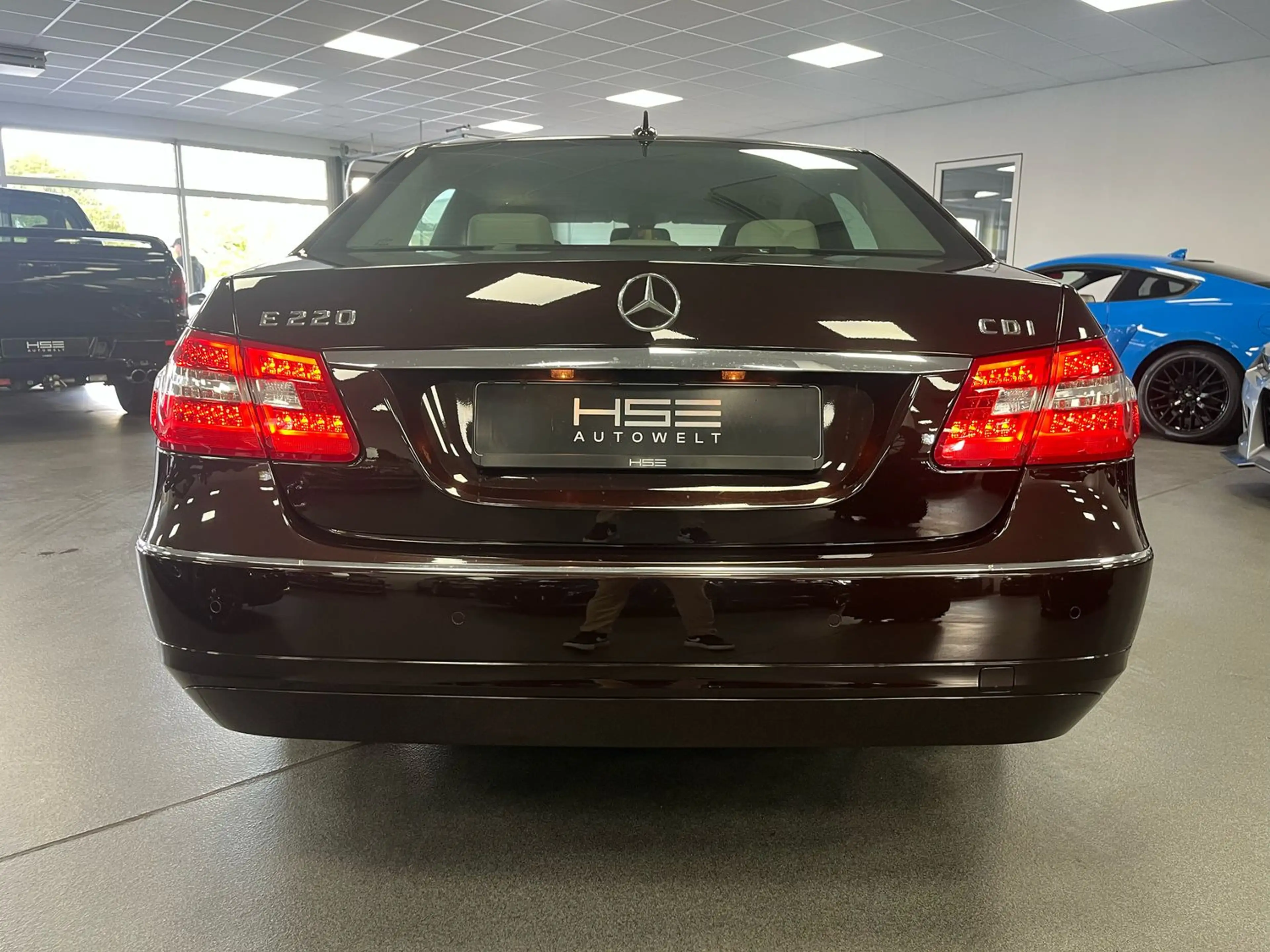 Mercedes-Benz E 220 CDI Avantgarde/1. Hand/Leder/SHZ/PDC/Tempomat — photo 8