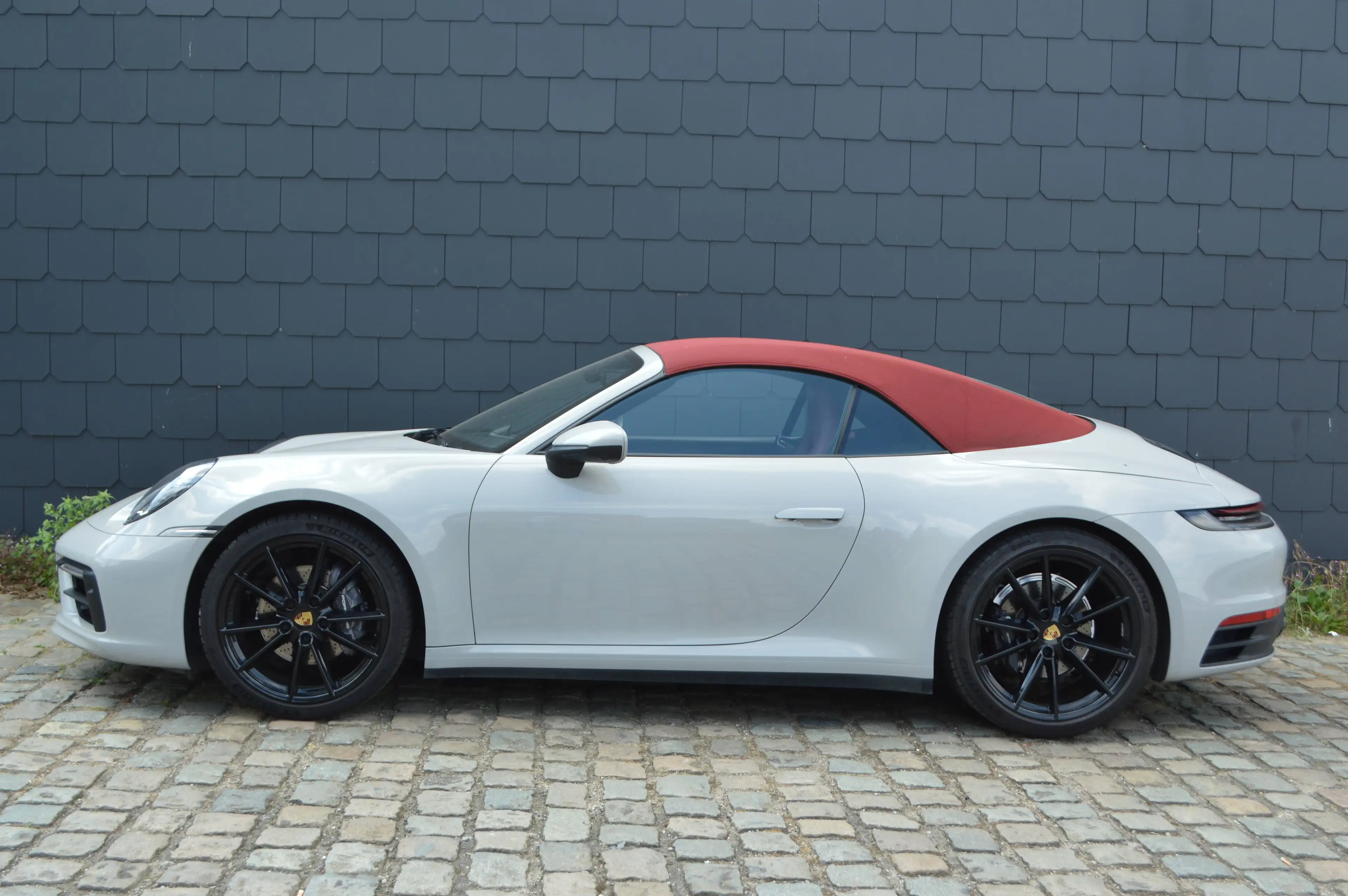 Porsche 911 911 Carrera 4 Cabriolet 3.0 Turbo PDK (EU6d-TEMP) CABRIO CARNET PORSCHE CARPASS NAVI LEDER — photo 6