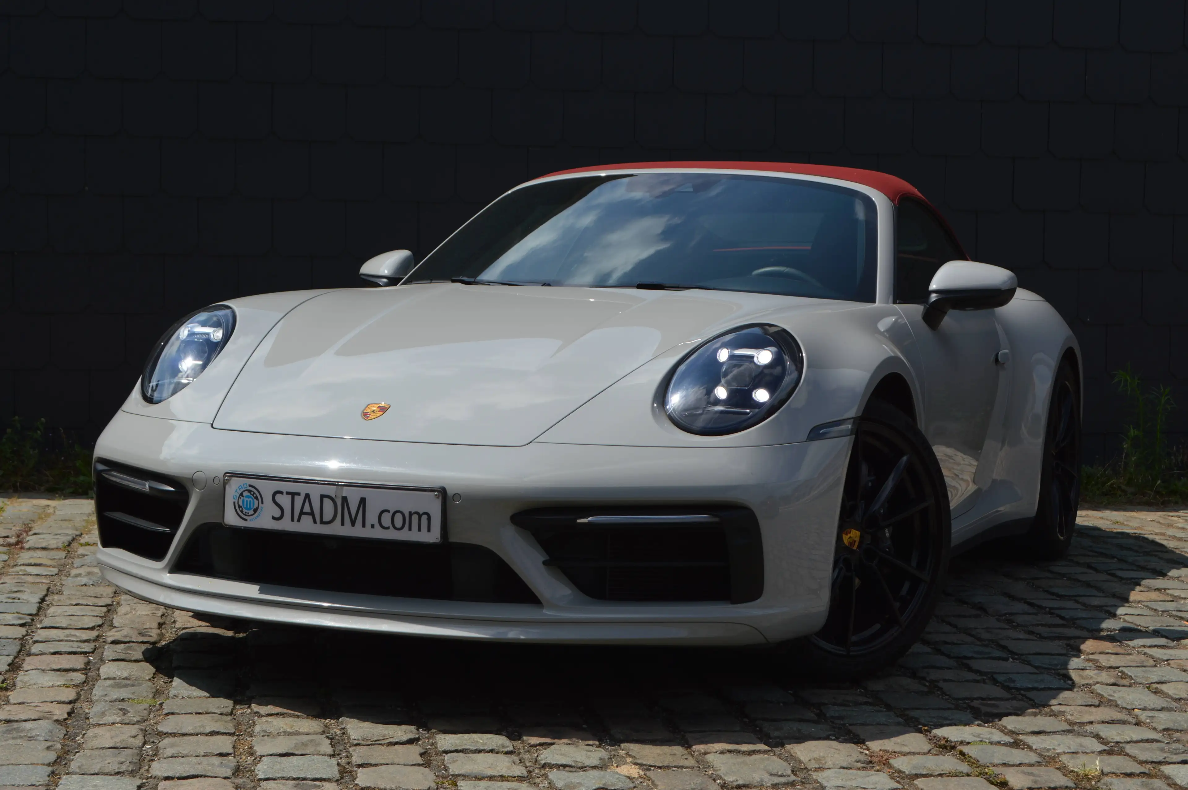 Porsche 911 911 Carrera 4 Cabriolet 3.0 Turbo PDK (EU6d-TEMP) CABRIO CARNET PORSCHE CARPASS NAVI LEDER — photo 2