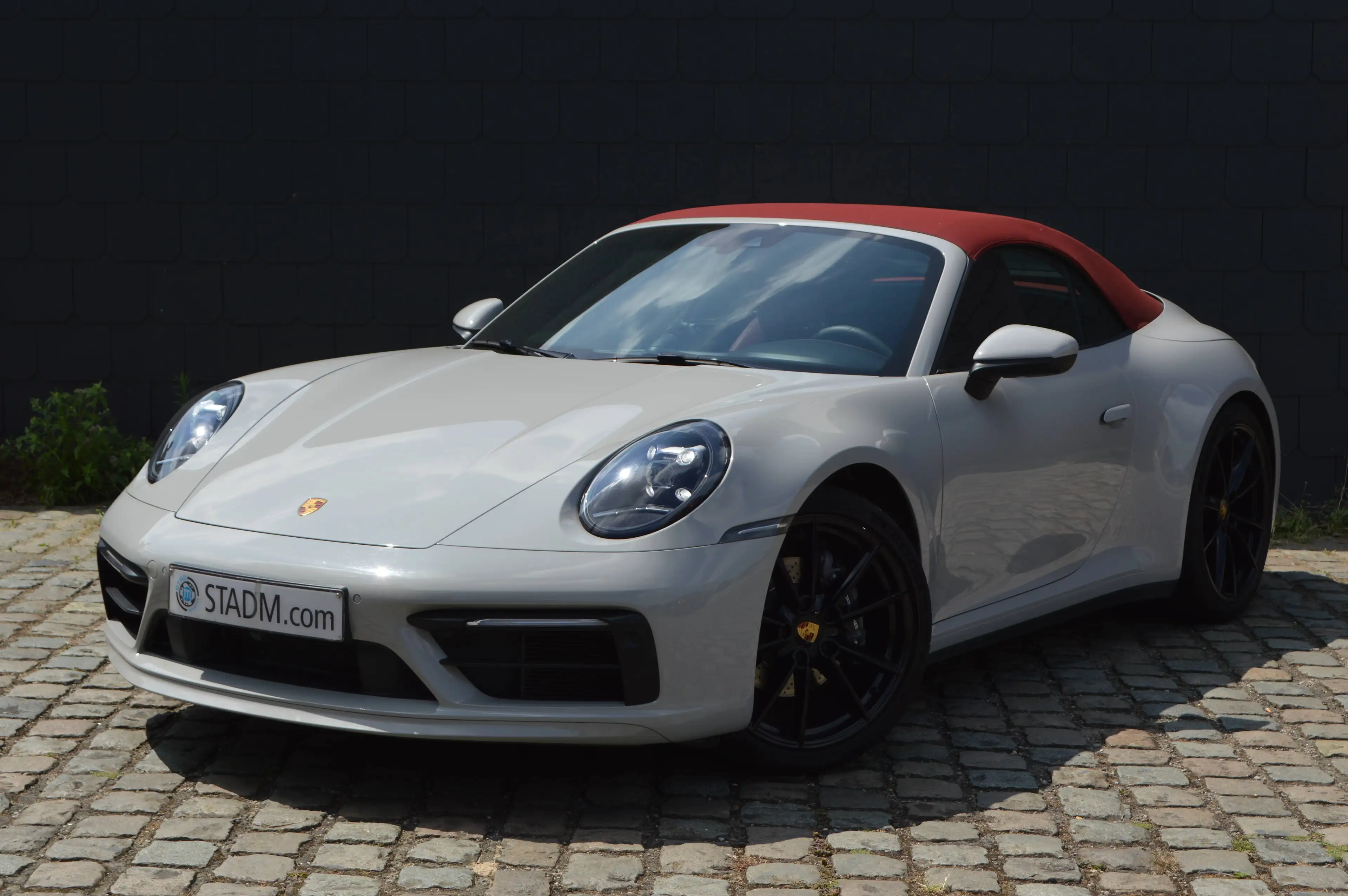 Porsche 911 911 Carrera 4 Cabriolet 3.0 Turbo PDK (EU6d-TEMP) CABRIO CARNET PORSCHE CARPASS NAVI LEDER