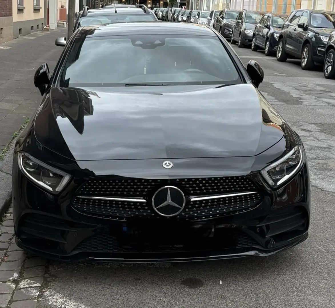 Mercedes-Benz CLS 400 Mercedes-Benz CLS 400 d 4Matic 9G-TRONIC AMG Line Noir - 1