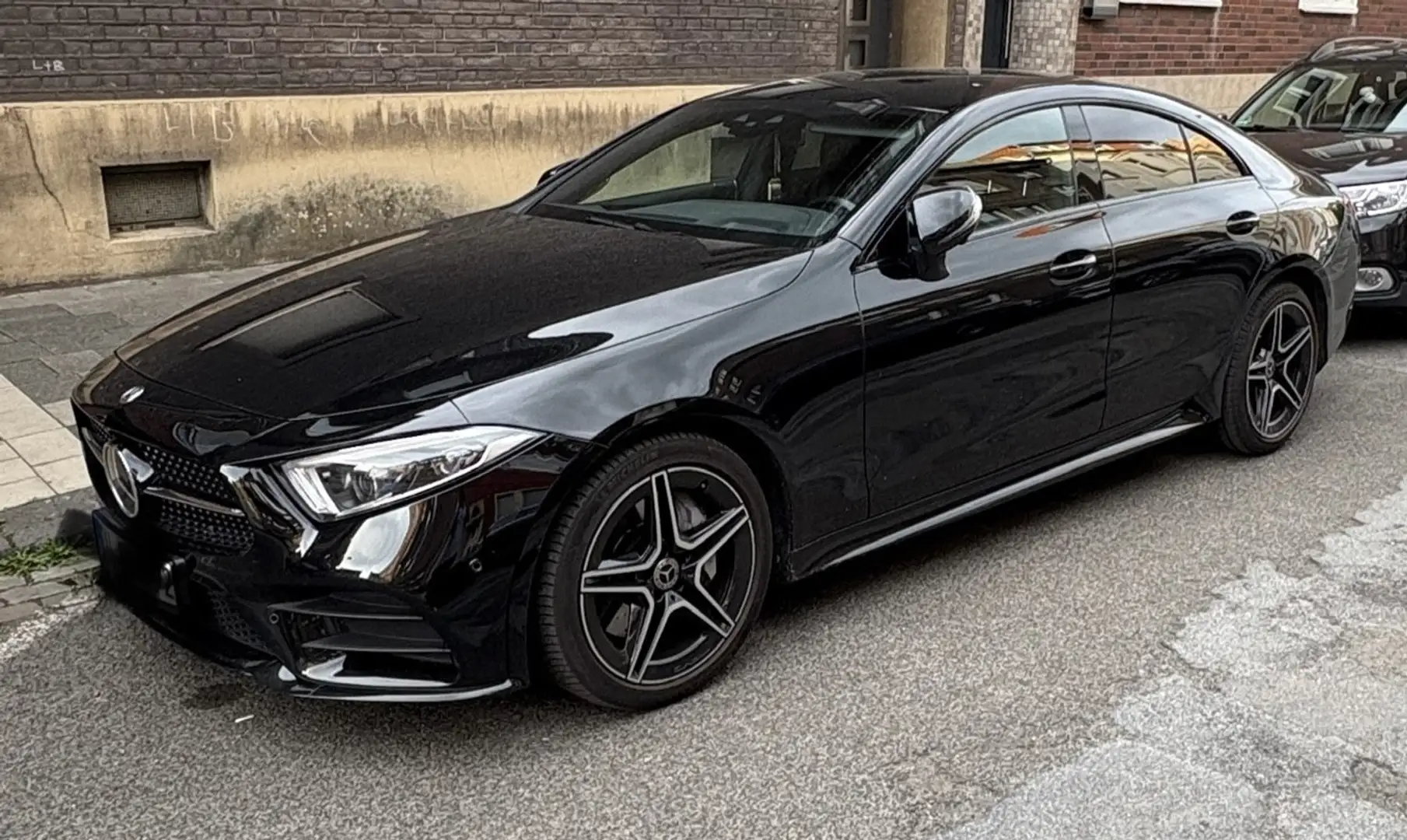 Mercedes-Benz CLS 400 Mercedes-Benz CLS 400 d 4Matic 9G-TRONIC AMG Line Noir - 2