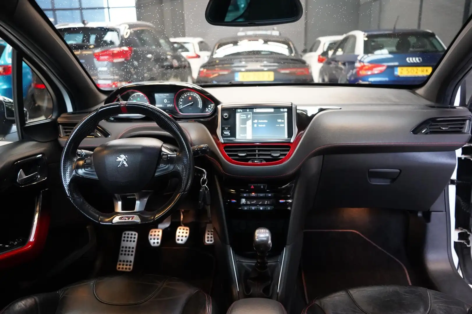 Peugeot 208 1.6 THP GTi | NAVI | XENON |200 PK | PANODAK | APK Wit - 2