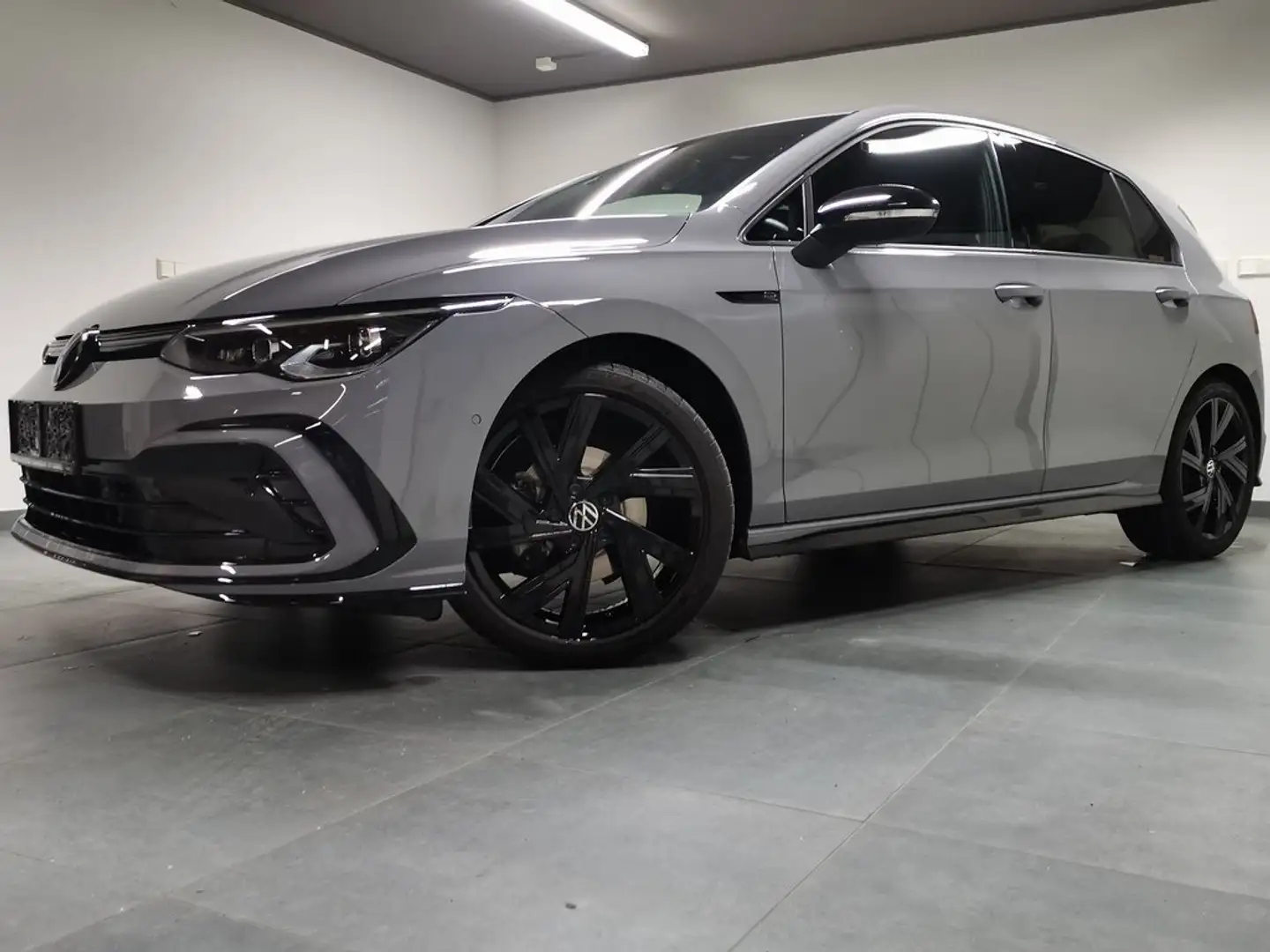 Volkswagen Golf R-Line Sport,IQ Drive Paket,Kamera,Black Paket,LED Grau - 1