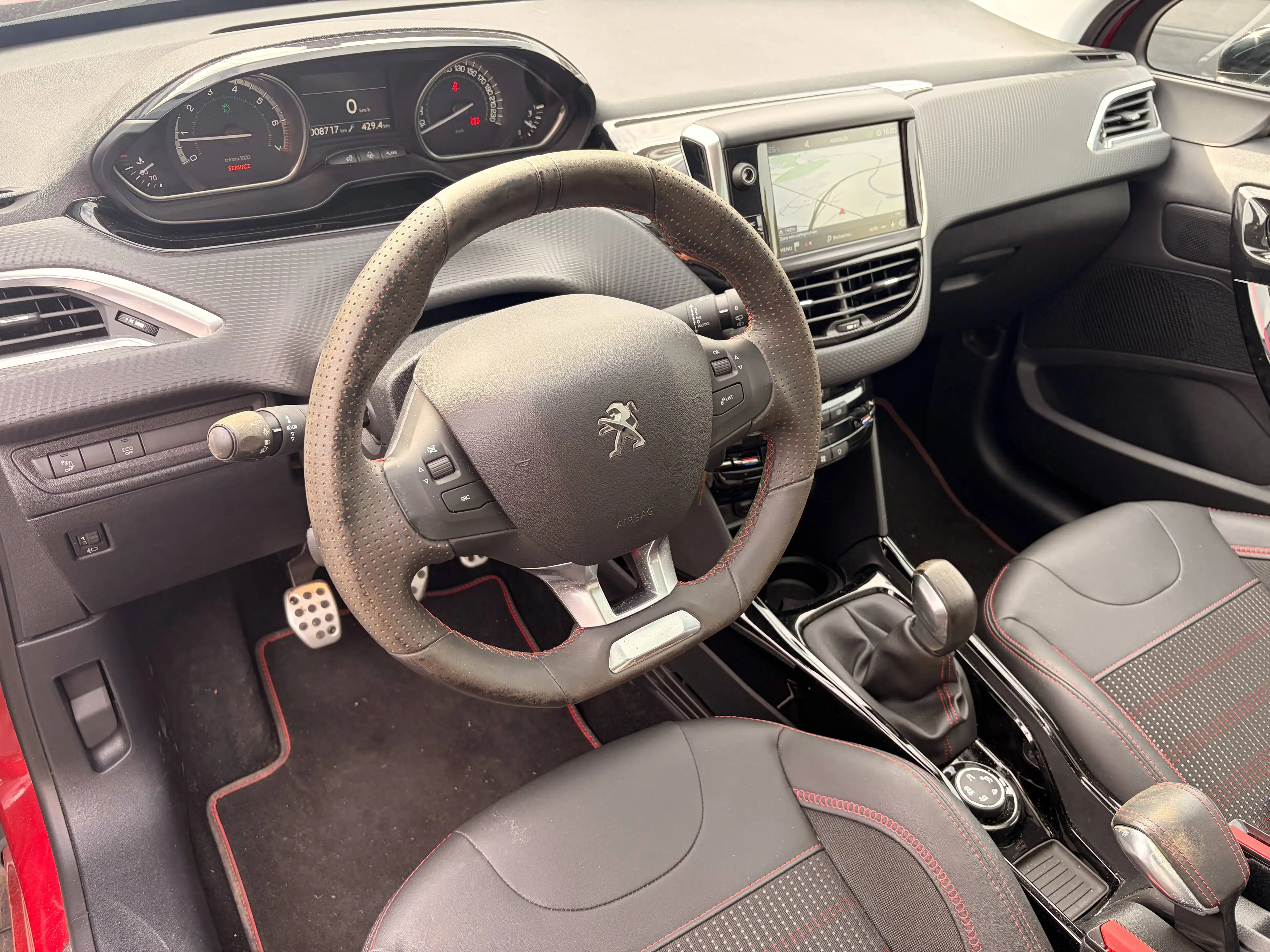 Peugeot 2008 2008 1.2i GT Line Tel : 0484359705 — photo 9
