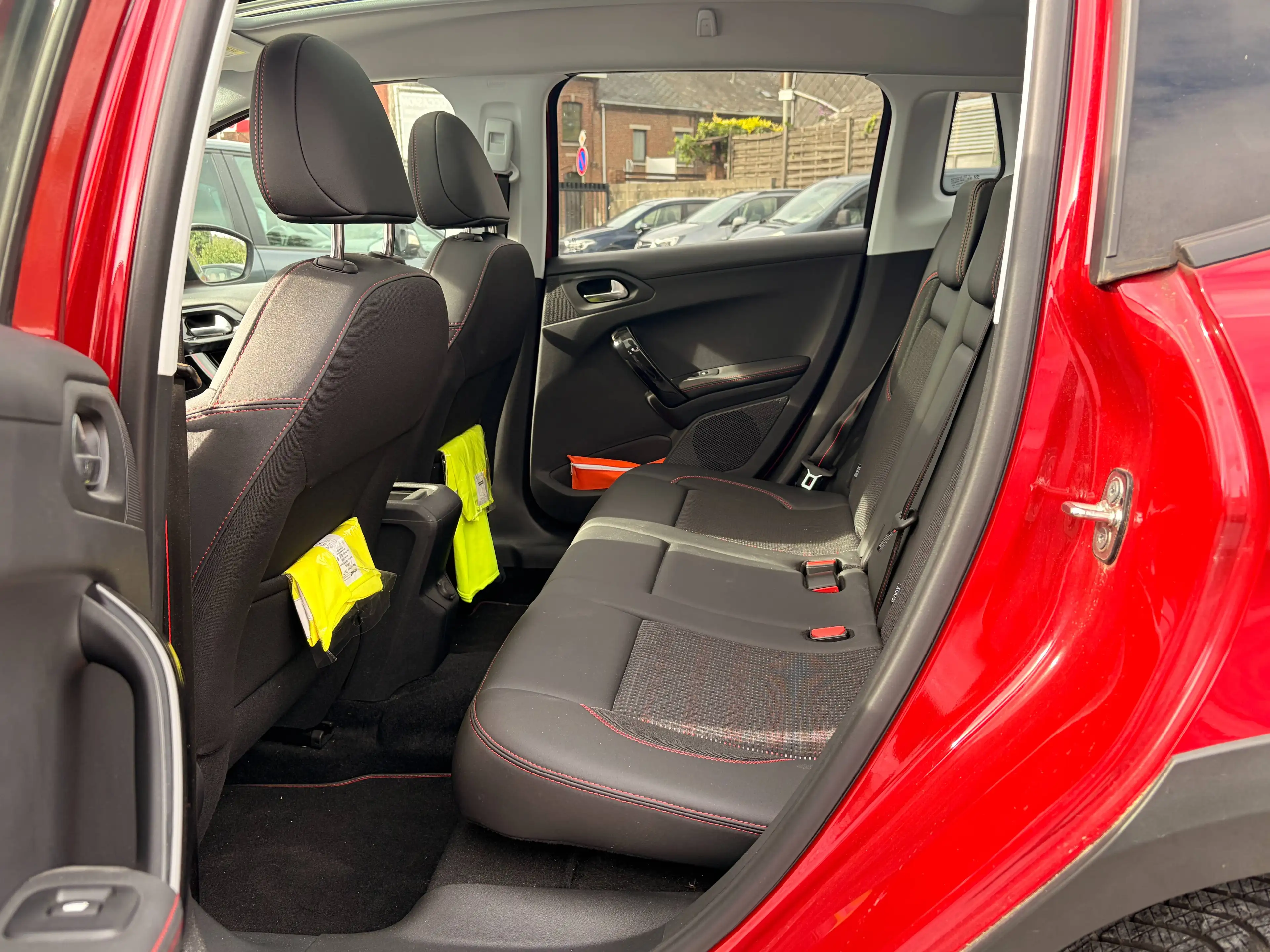 Peugeot 2008 2008 1.2i GT Line Tel : 0484359705 — photo 8