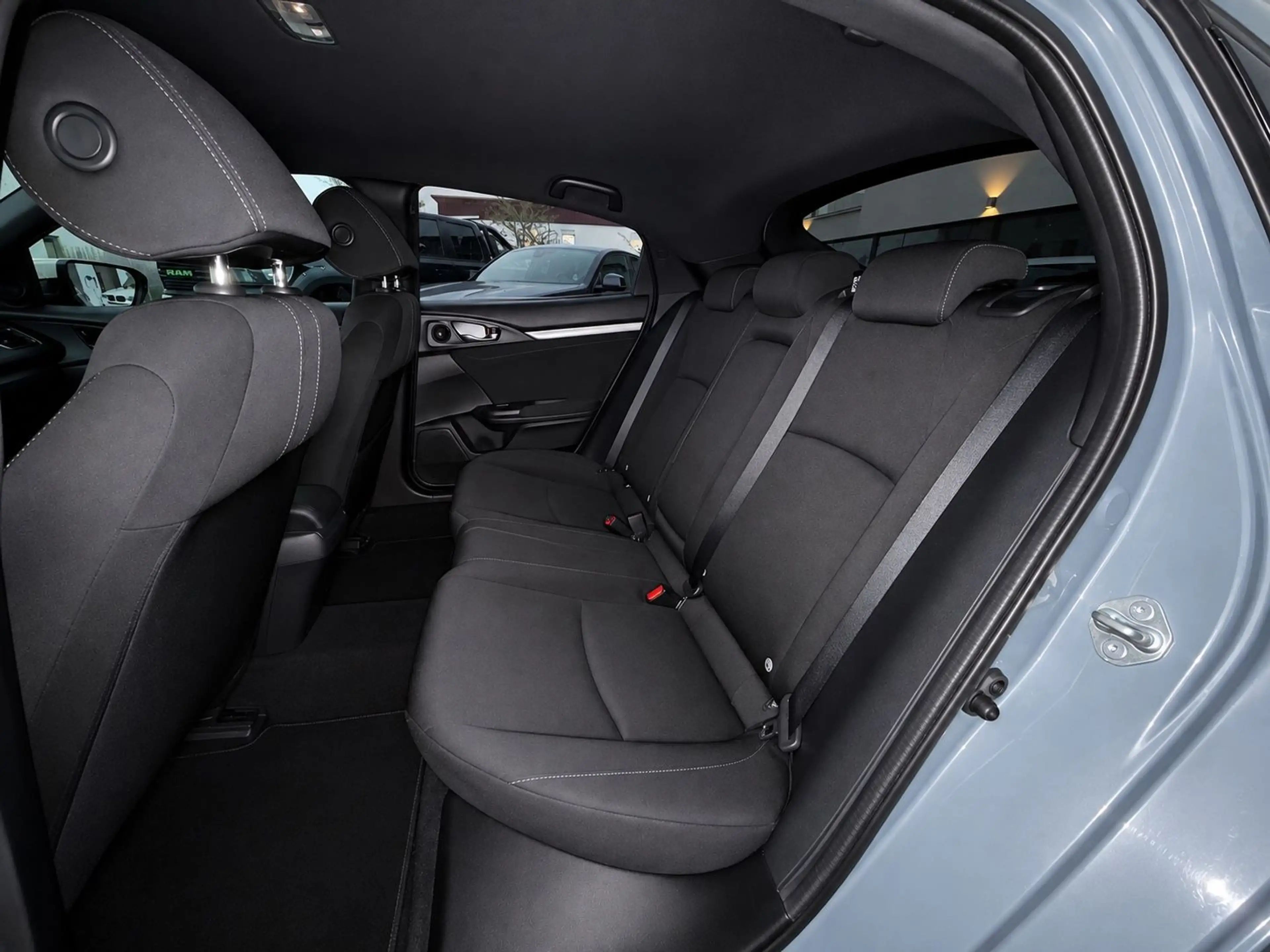 Honda Civic Elegance Automatik Navi LED ALU KAM — photo 12