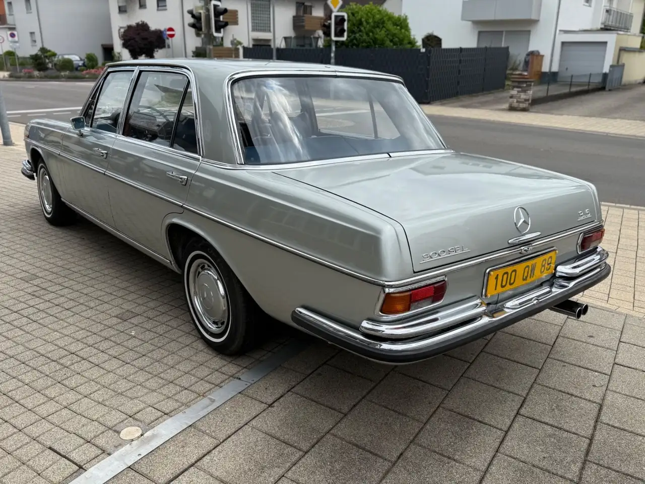 Mercedes-Benz 300 SEL,. 2.HAND, 37200km,V8, Luftfederung, foto 10