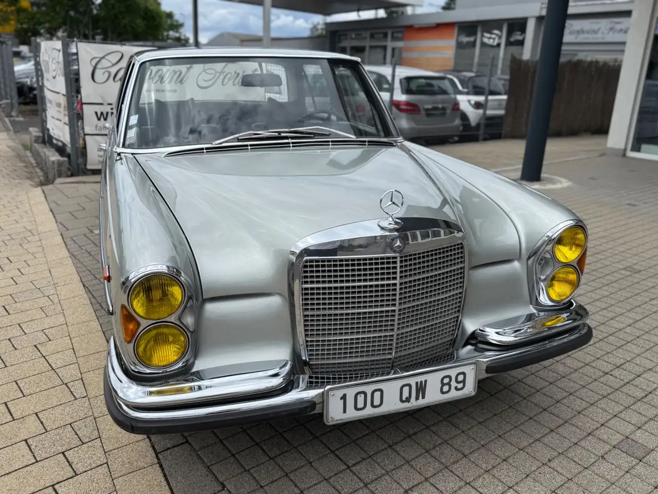 Mercedes-Benz 300 SEL,. 2.HAND, 37200km,V8, Luftfederung, foto 2