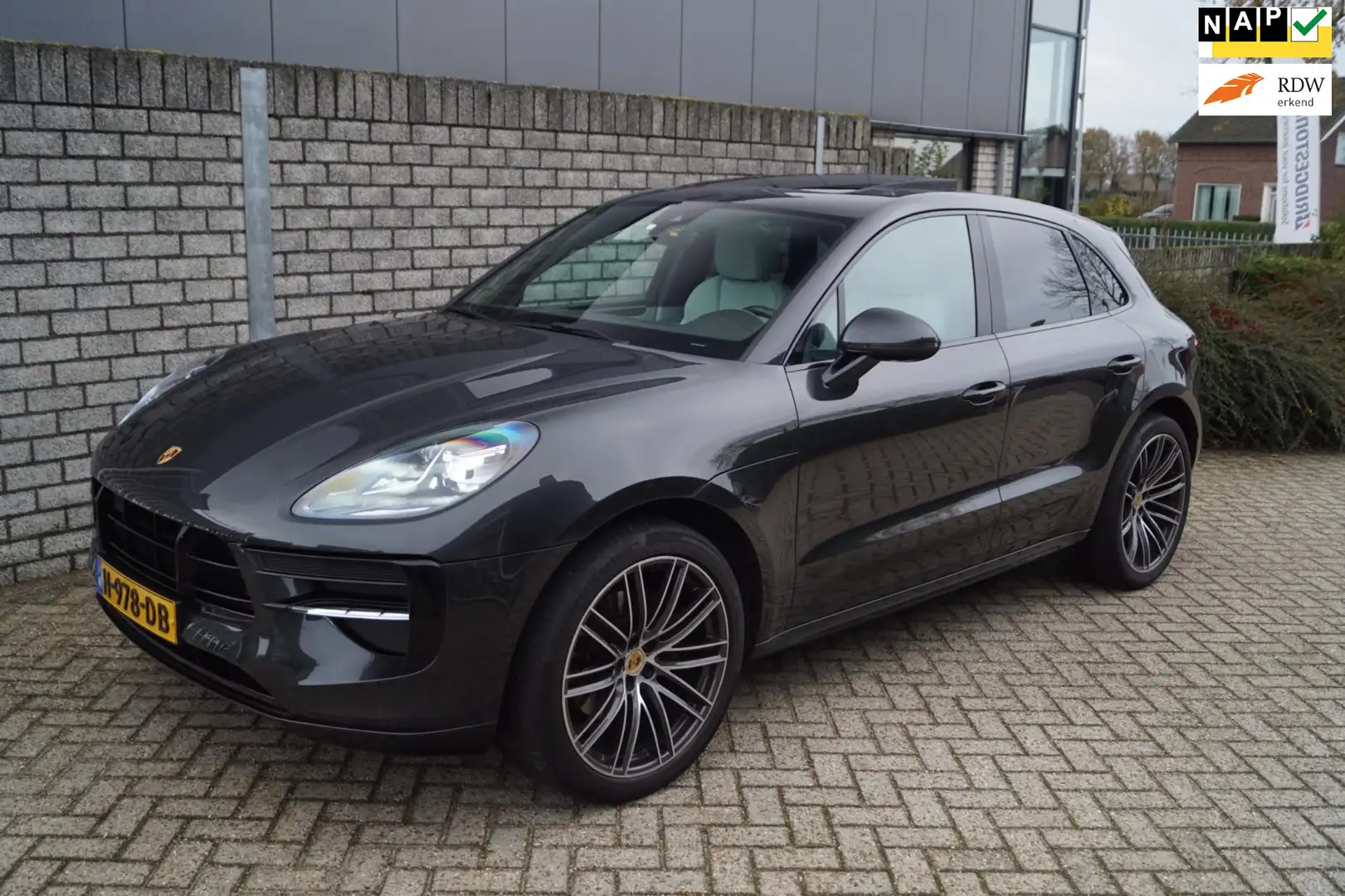 Porsche Macan 2.0 AWD Autom Luxe Leder Panodak Luchtvering Navi Grigio - 1