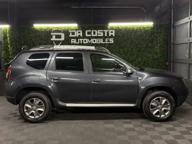 Dacia Duster view 2