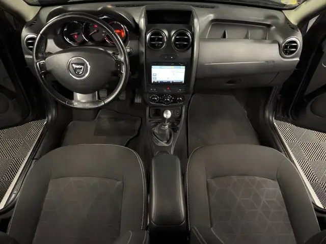 Dacia Duster view 14