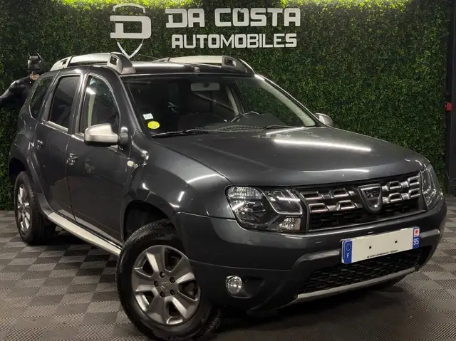 Dacia Duster view 3