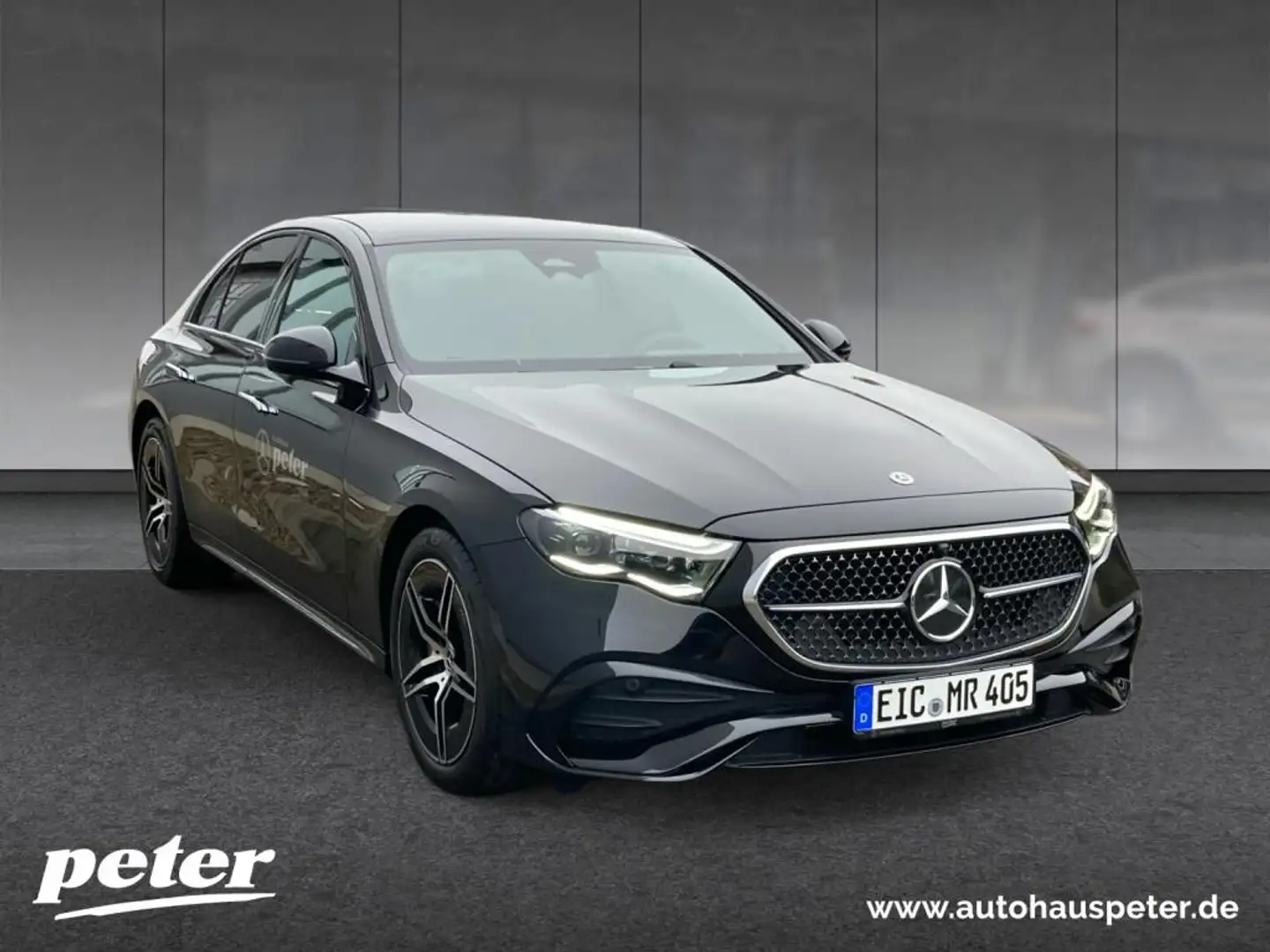 Mercedes-Benz E 200 Limousine AMG+SUPERSCREEN+DIGITAL Schwarz - 2