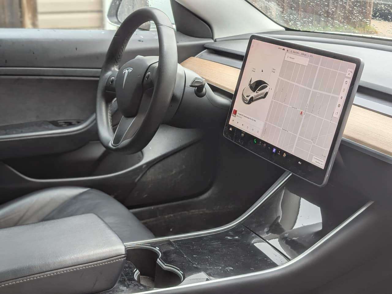 2020 Tesla Model 3 STANDARD RANGE PLUS RWD alt 4