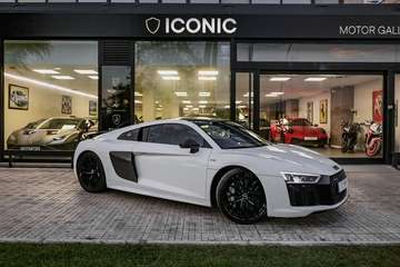 5.2 FSI V10 plus quattro S Tronic