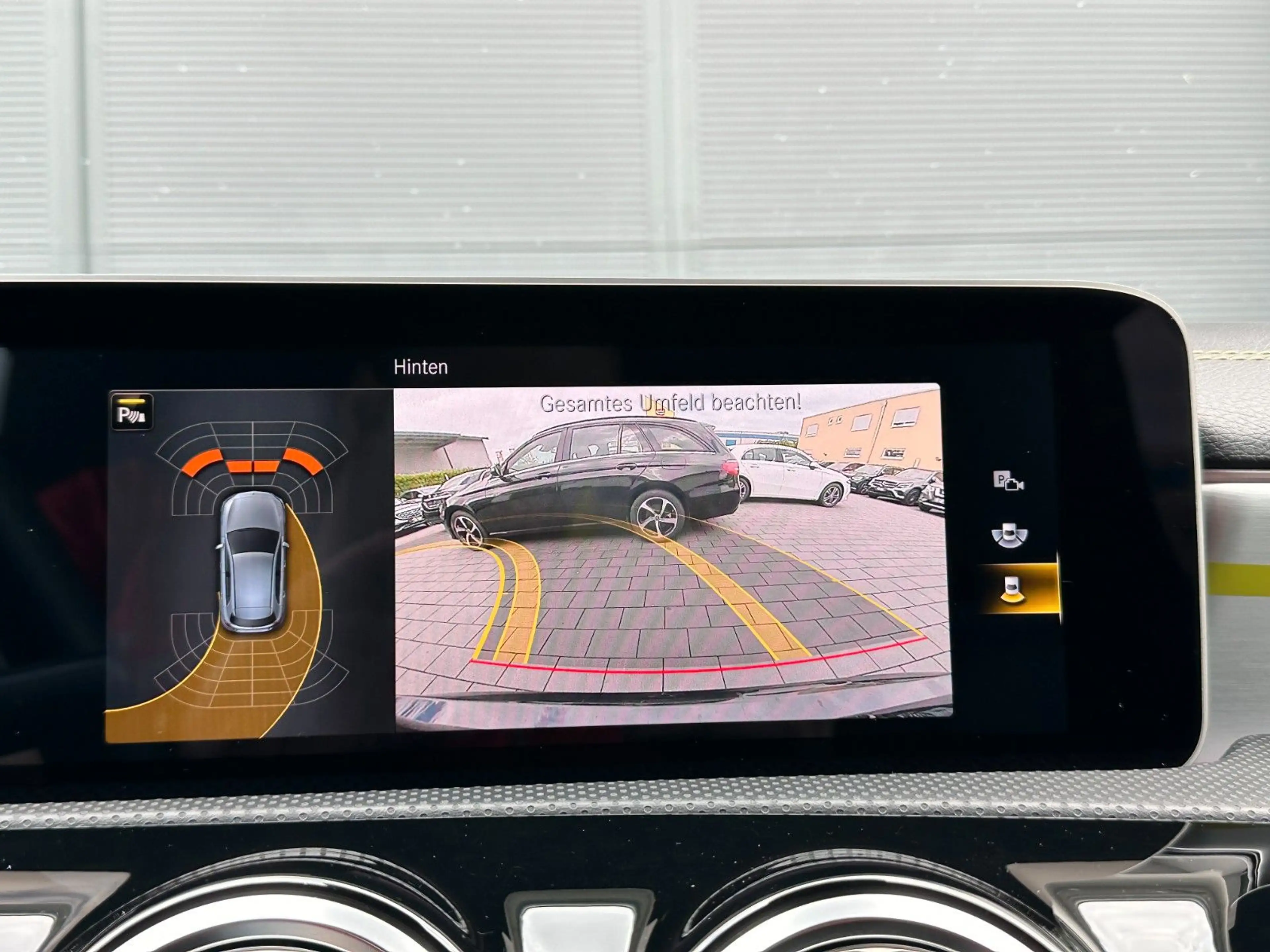 Mercedes-Benz A 220 Edition 1*AMG*DIGITAL-TACHO*NIGHT*KAMERA — photo 8