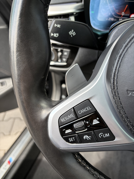 BMW 520 520d 5er Touring M Sport Navi Laser Pano Harman/ka — photo 13