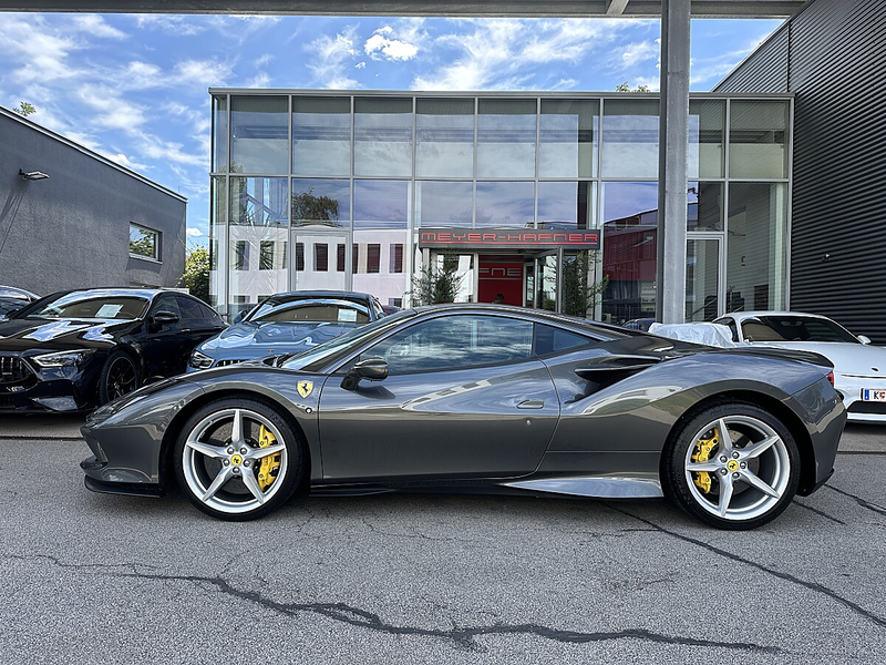 Ferrari F8 Tributo / Daytona Rennsitz / Alcantara / Keramik — photo 7